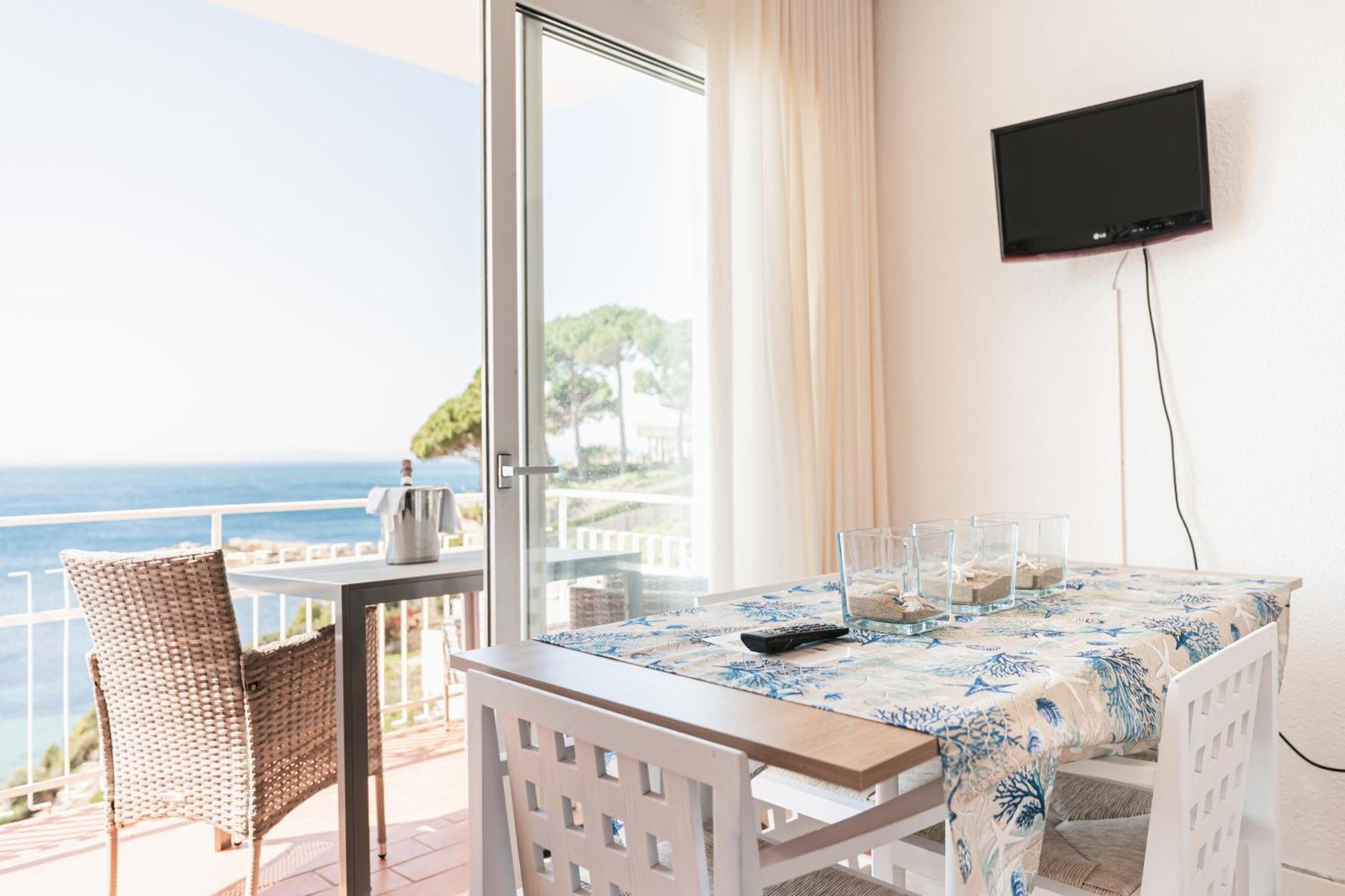 Santa Llucia Apartaments โรเซส ภายนอก รูปภาพ