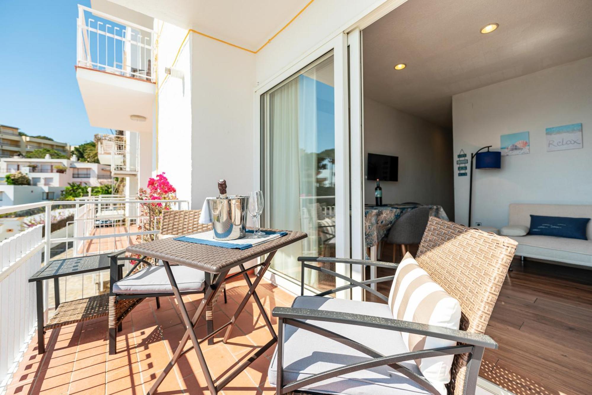 Santa Llucia Apartaments โรเซส ภายนอก รูปภาพ