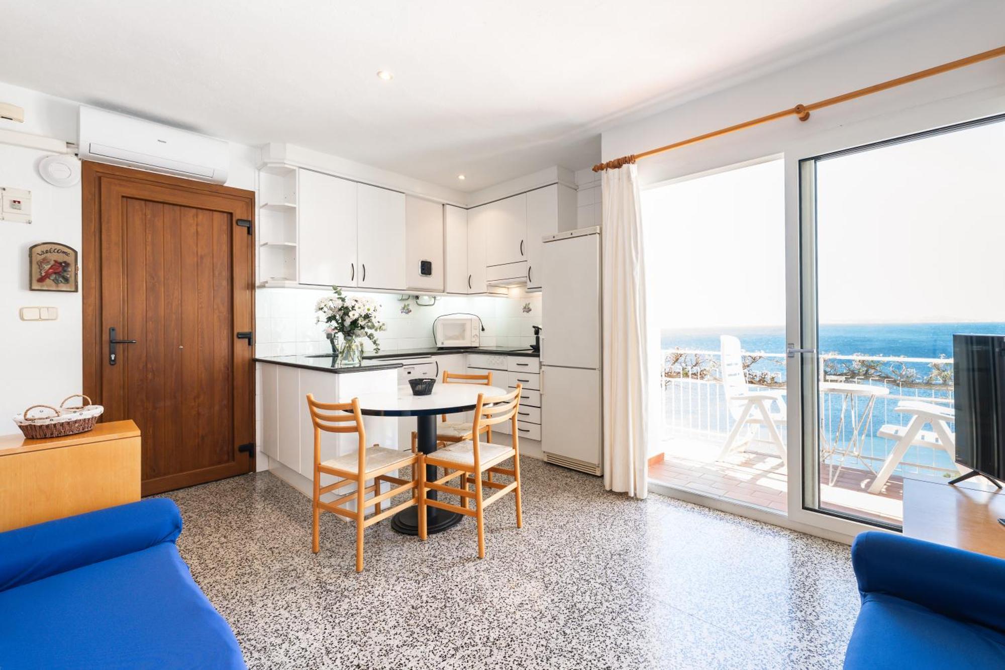 Santa Llucia Apartaments โรเซส ภายนอก รูปภาพ